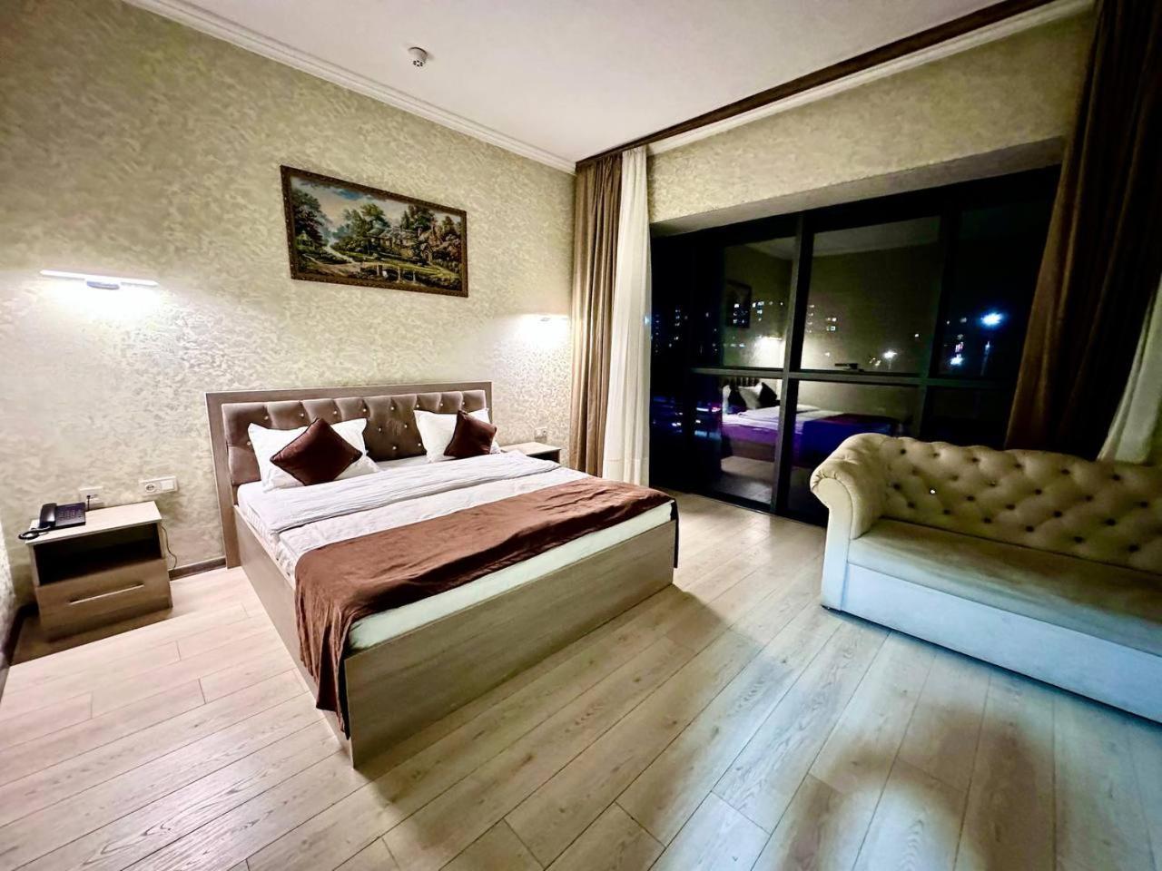 Izza Palace Hotel 150Mbs Wifi Tashkent Ngoại thất bức ảnh